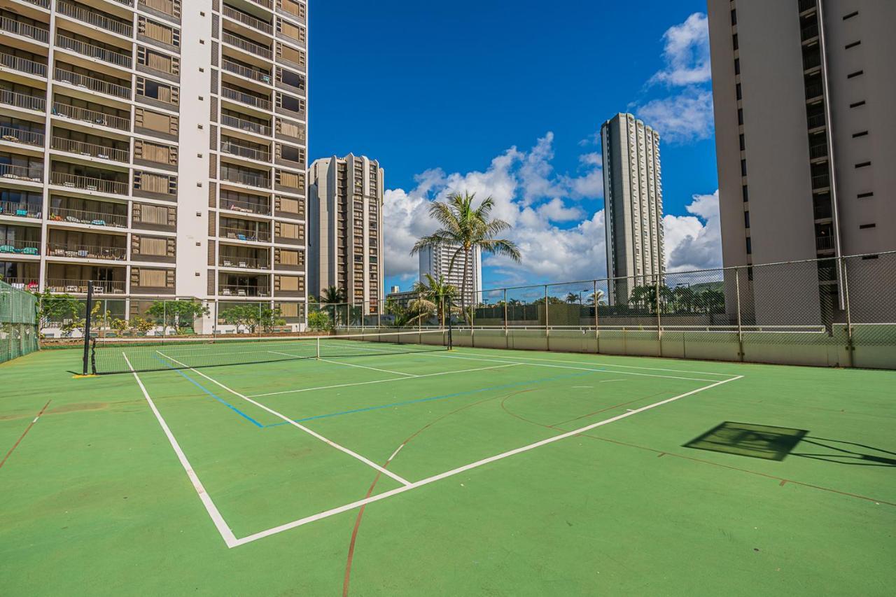 Free Parking, Pool, Sauna, Spa, Wifi, Bbq, Ac - Waikiki Banyan Apartamento