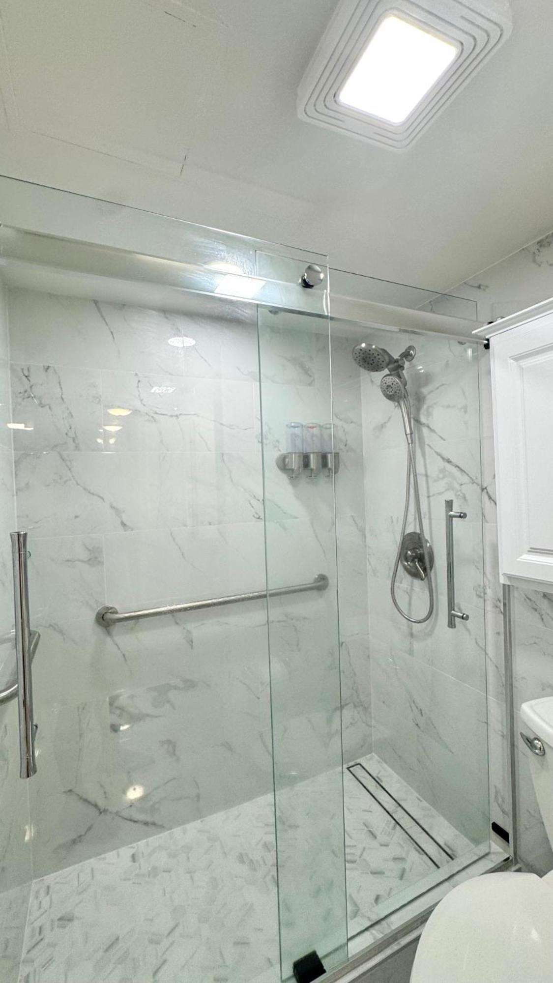 Apartamento Free Parking, Pool, Sauna, Spa, Wifi, Bbq, Ac - Waikiki Banyan Honolulu